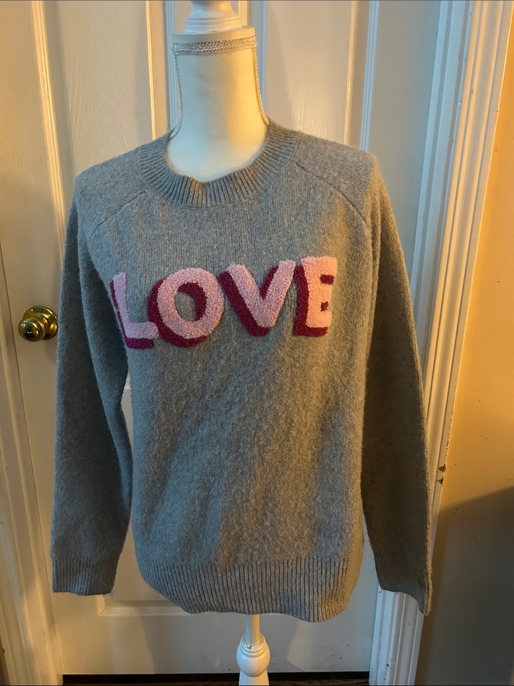 bobeau Gray Crewneck Sweater with Pink and Magenta "LOVE" Applique